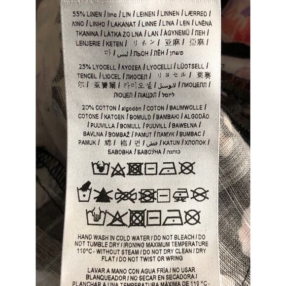 GUESS Cassandra Top Women's Size Small Puff Sleeve NEW - Picture 9 of 9